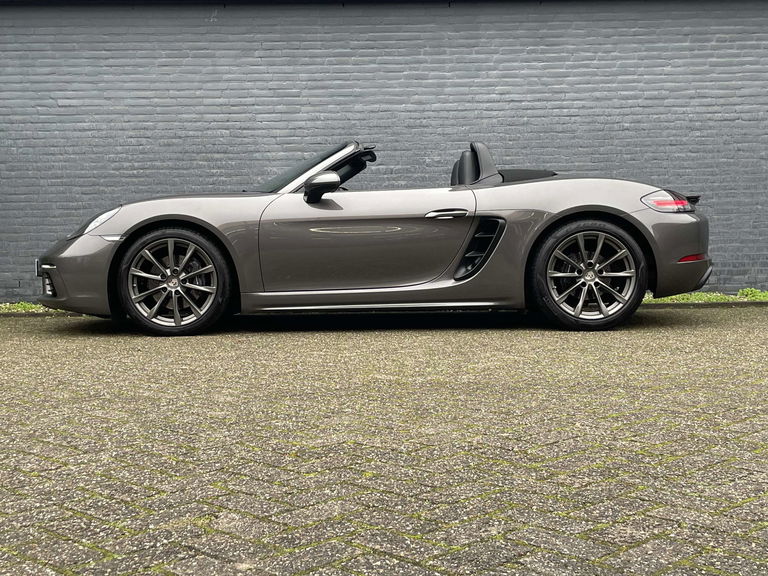 Porsche 718 Boxster
