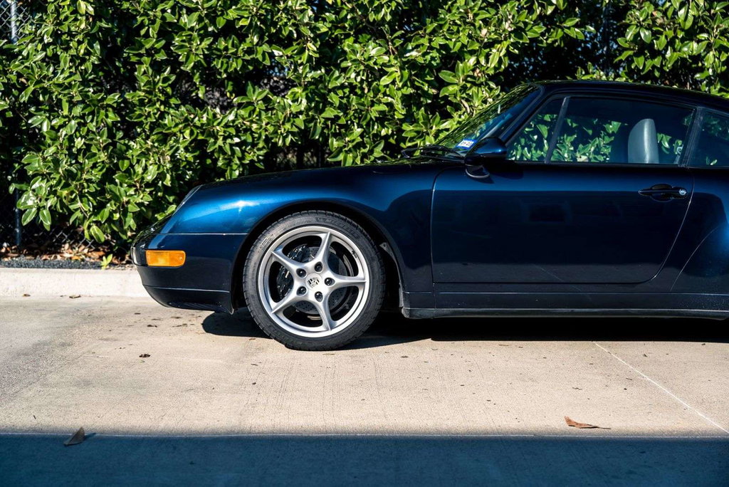 Porsche 993 Carrera
