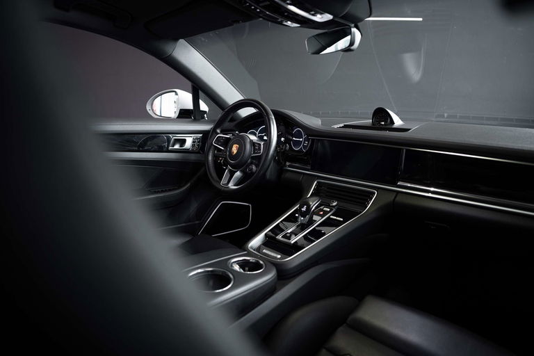 Porsche Panamera 4S