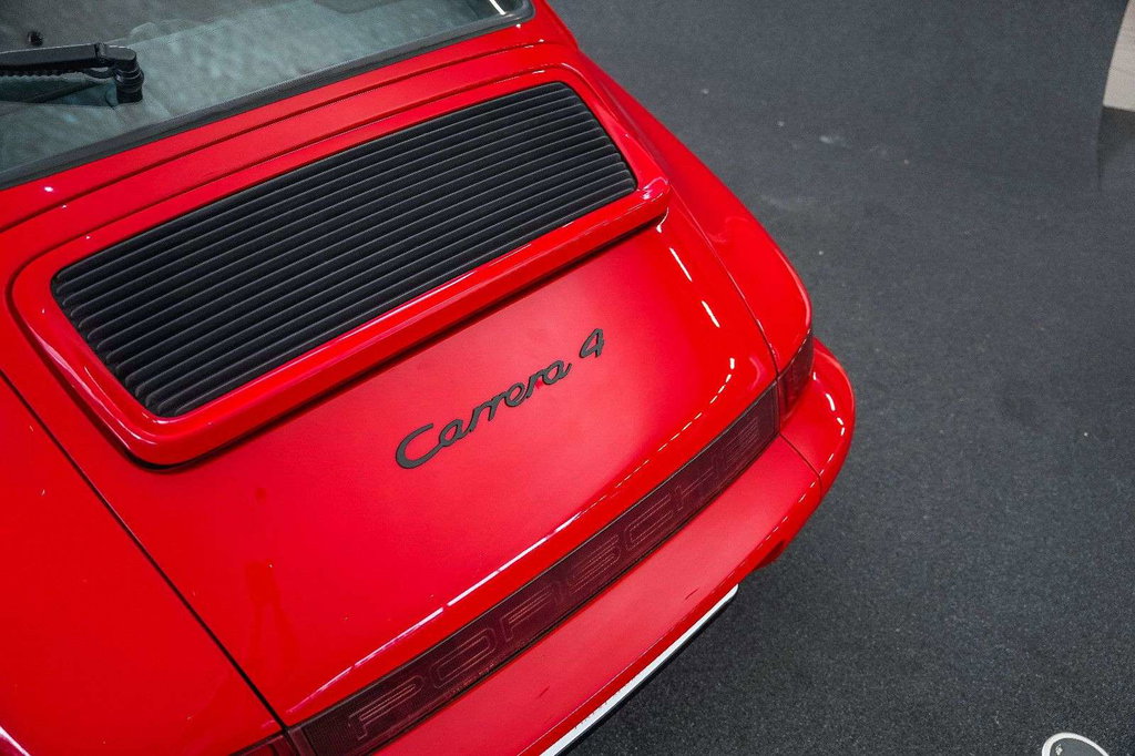 Porsche 964 Carrera 4