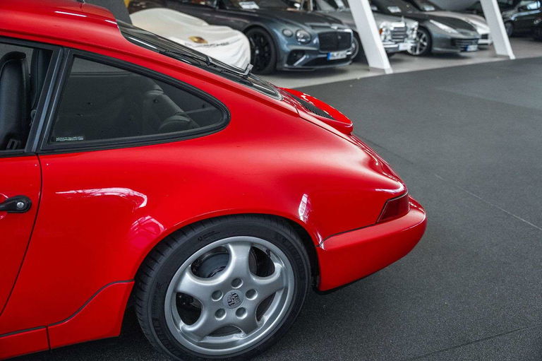 Porsche 964 Carrera 4