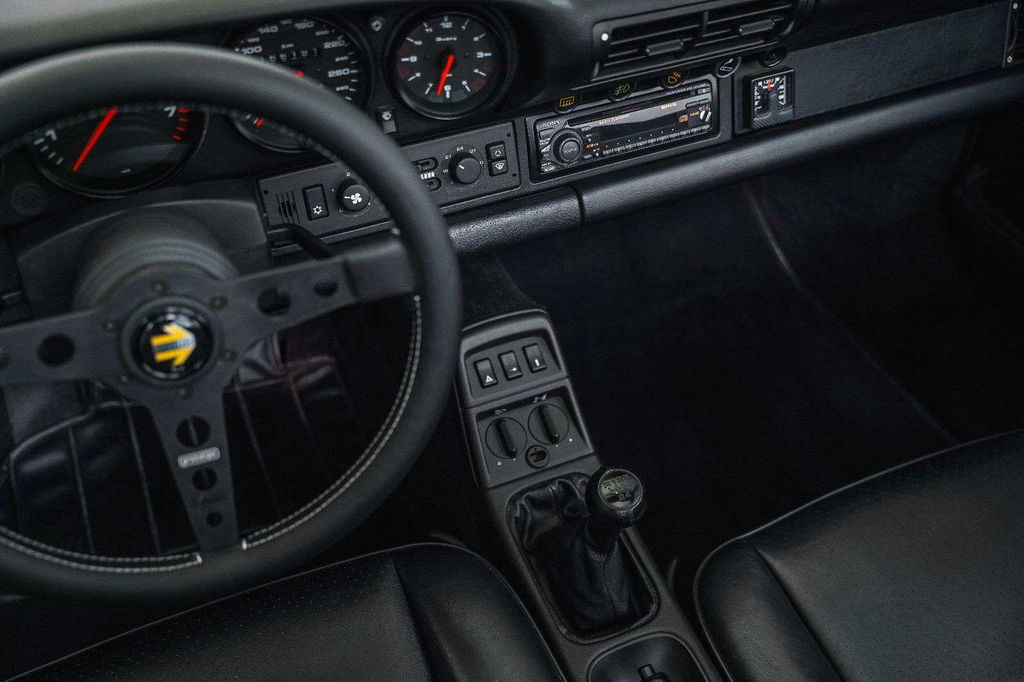 Porsche 964 Carrera 4