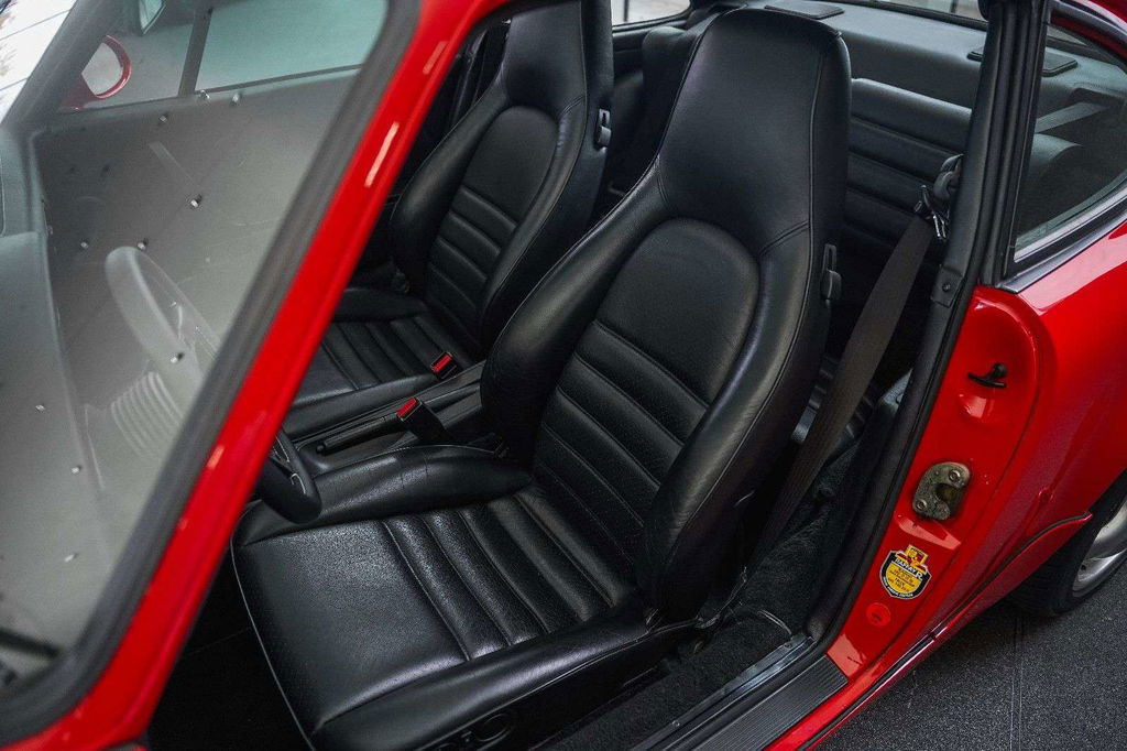 Porsche 964 Carrera 4