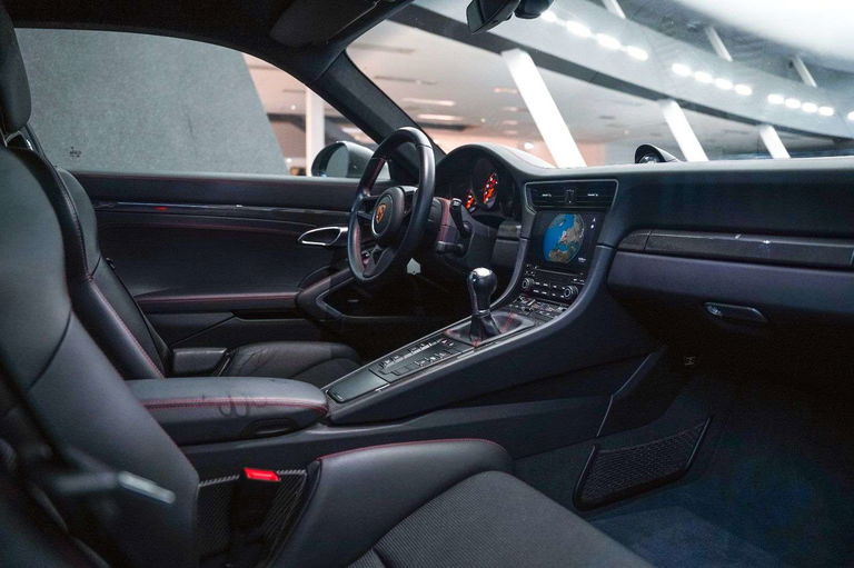 Porsche 991 GT3 Touring