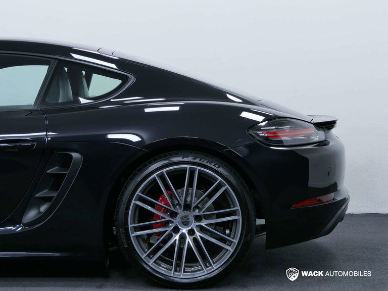 Porsche 718 Cayman S