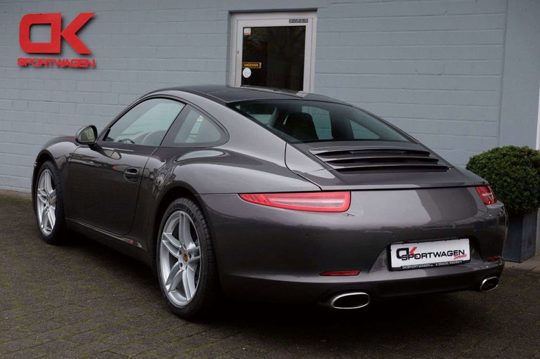 Porsche 991 Carrera