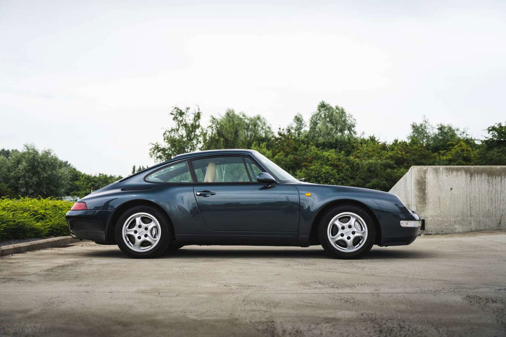 Porsche 993 Carrera 4