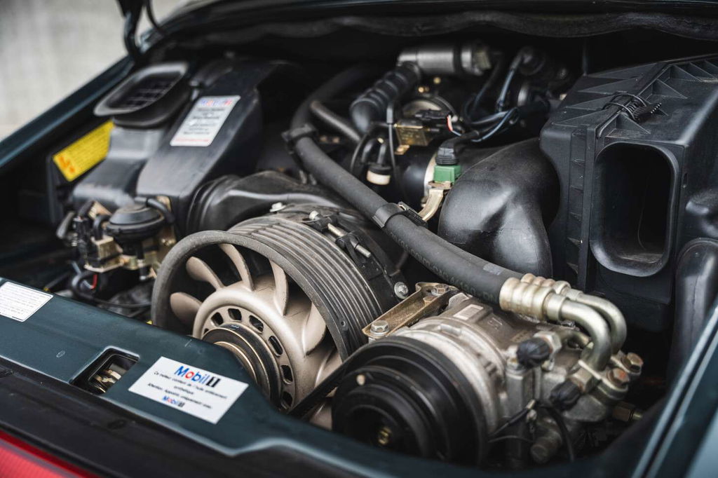 Porsche 993 Carrera 4