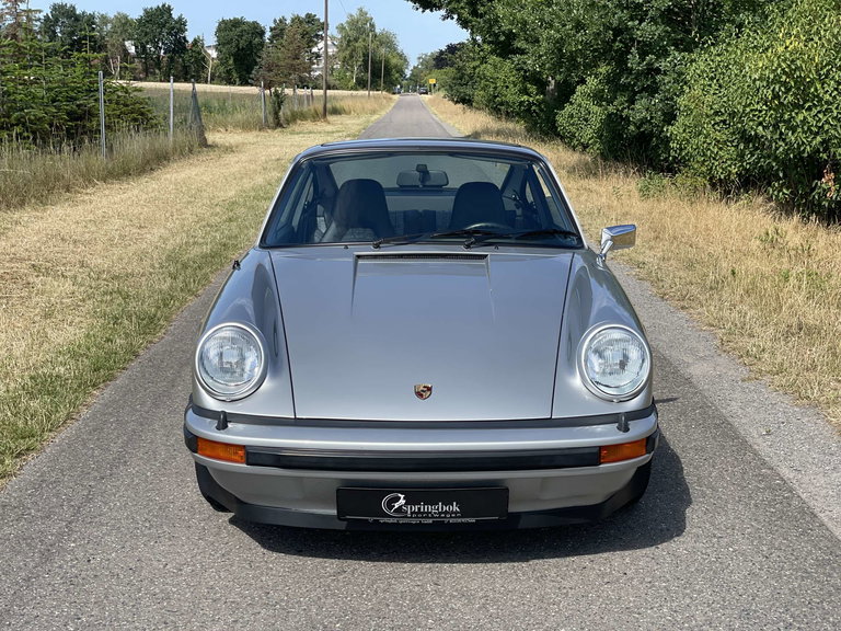 Porsche 911 Carrera 2,7
