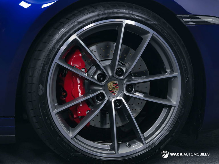 Porsche 992 Carrera 4S