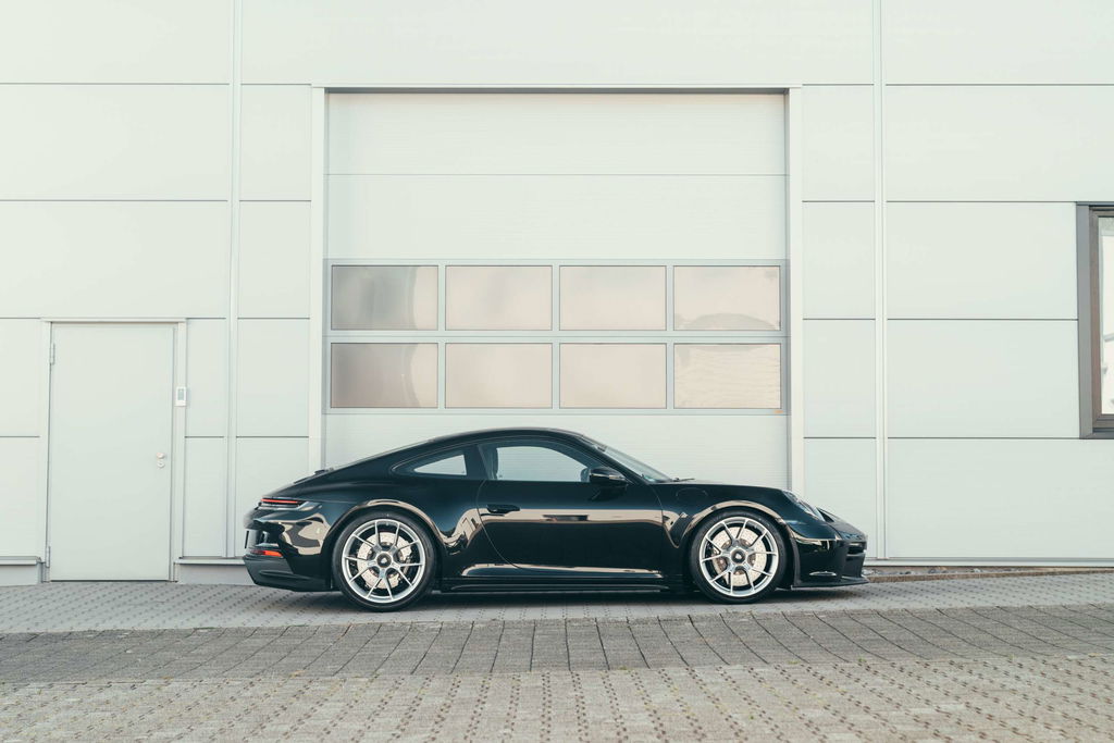 Porsche 992 GT3 Touring