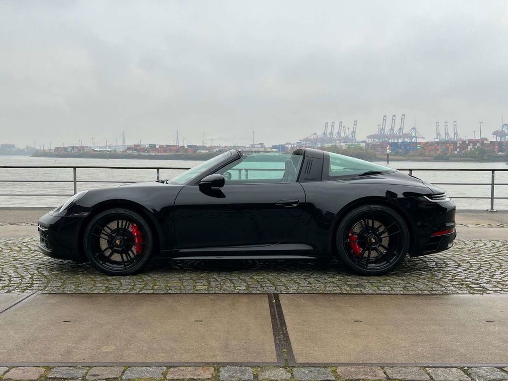 Porsche 992 Targa 4 GTS