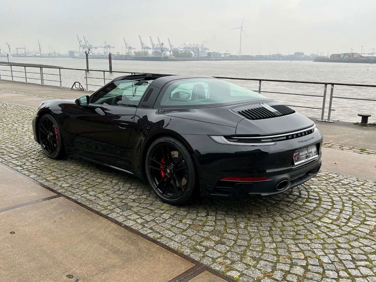 Porsche 992 Targa 4 GTS