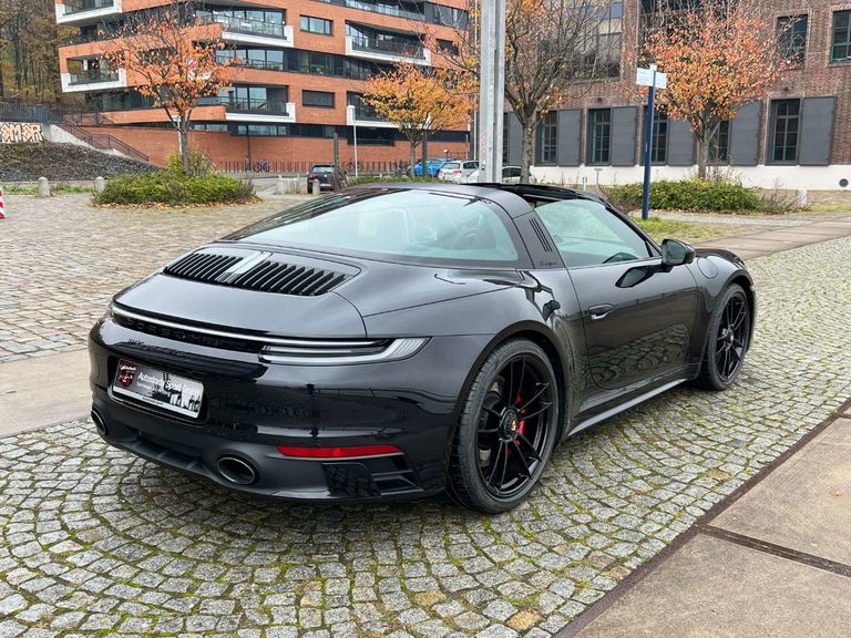 Porsche 992 Targa 4 GTS