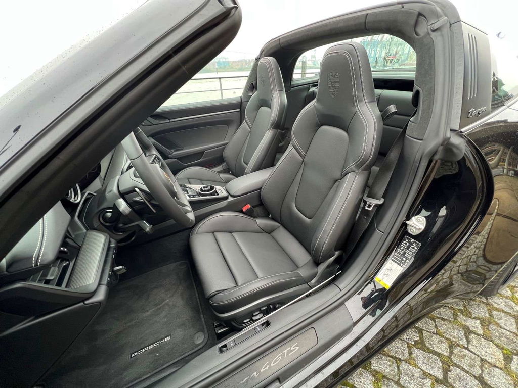 Porsche 992 Targa 4 GTS