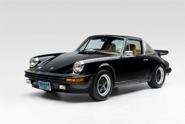 Porsche 911 Carrera 