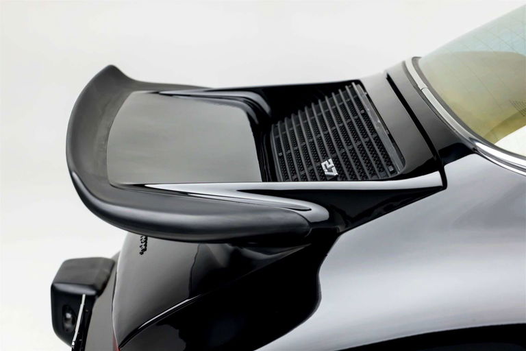 Porsche 911 Carrera (US)