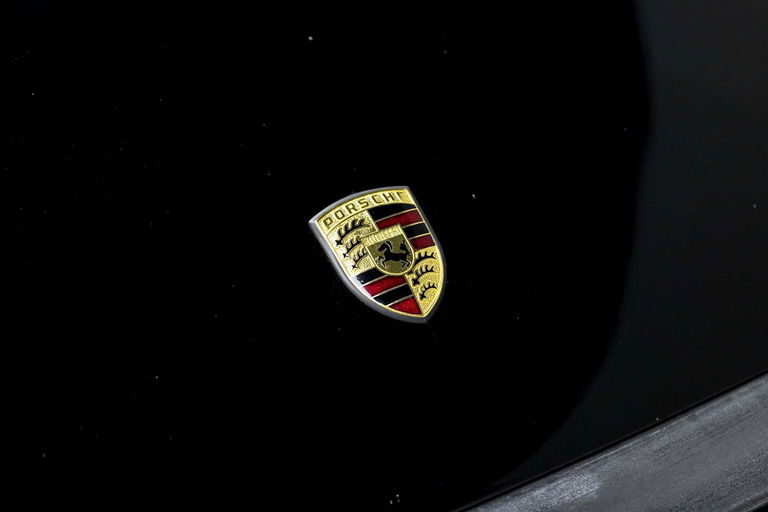 Porsche 911 Carrera (US)