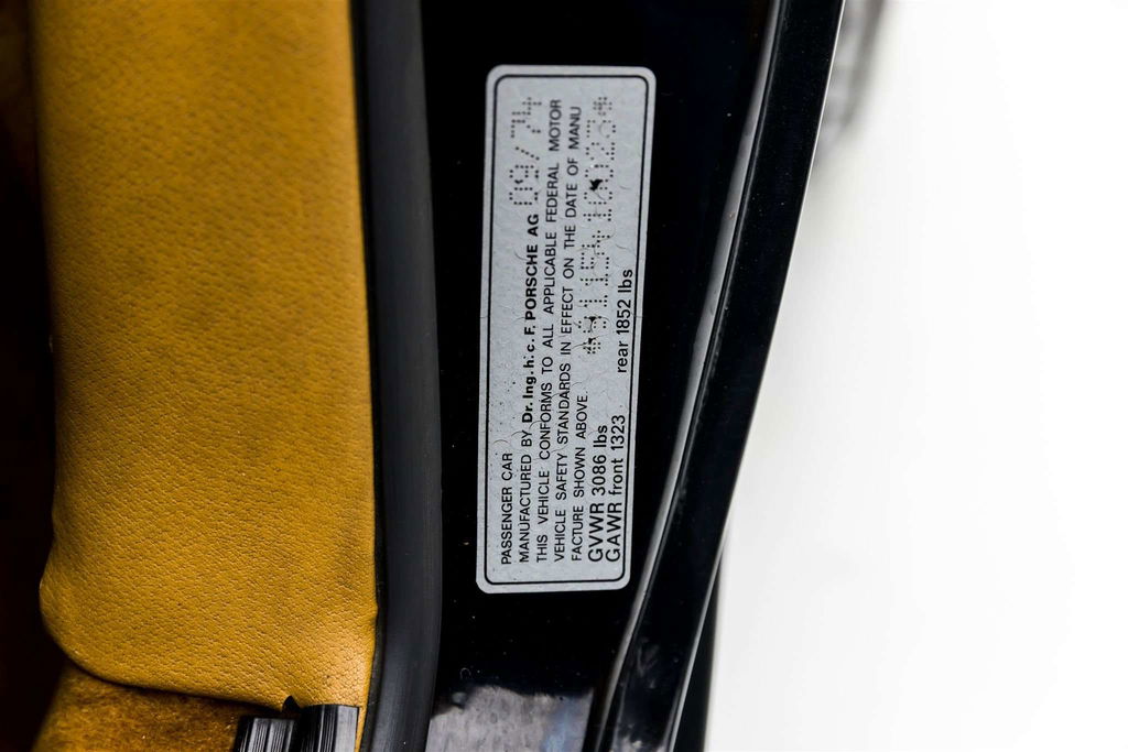 Porsche 911 Carrera (US)