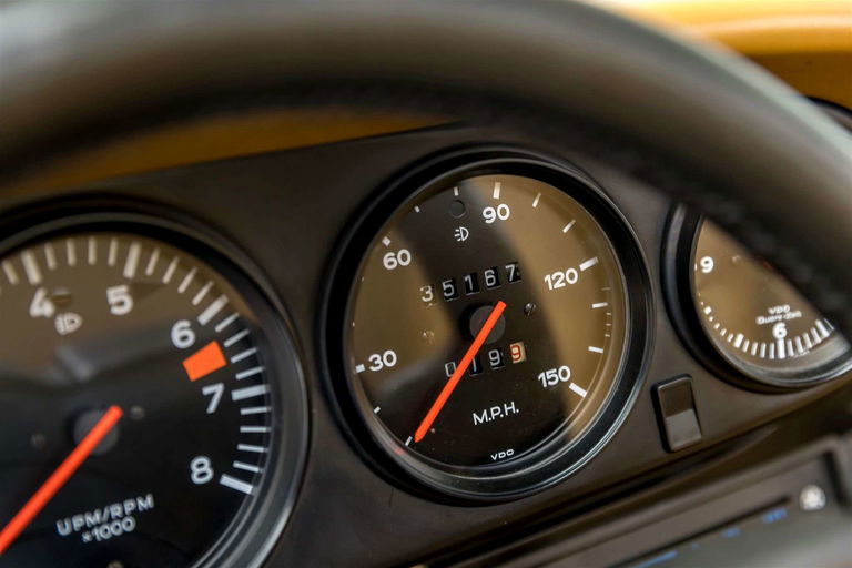 Porsche 911 Carrera (US)