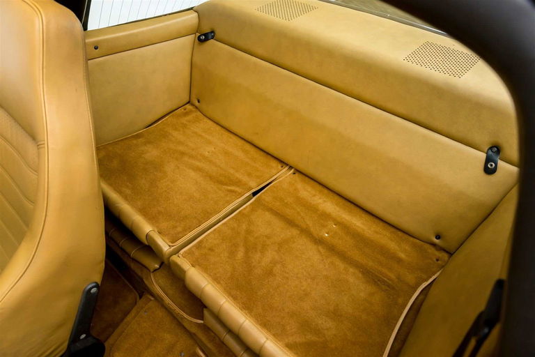 Porsche 911 Carrera (US)