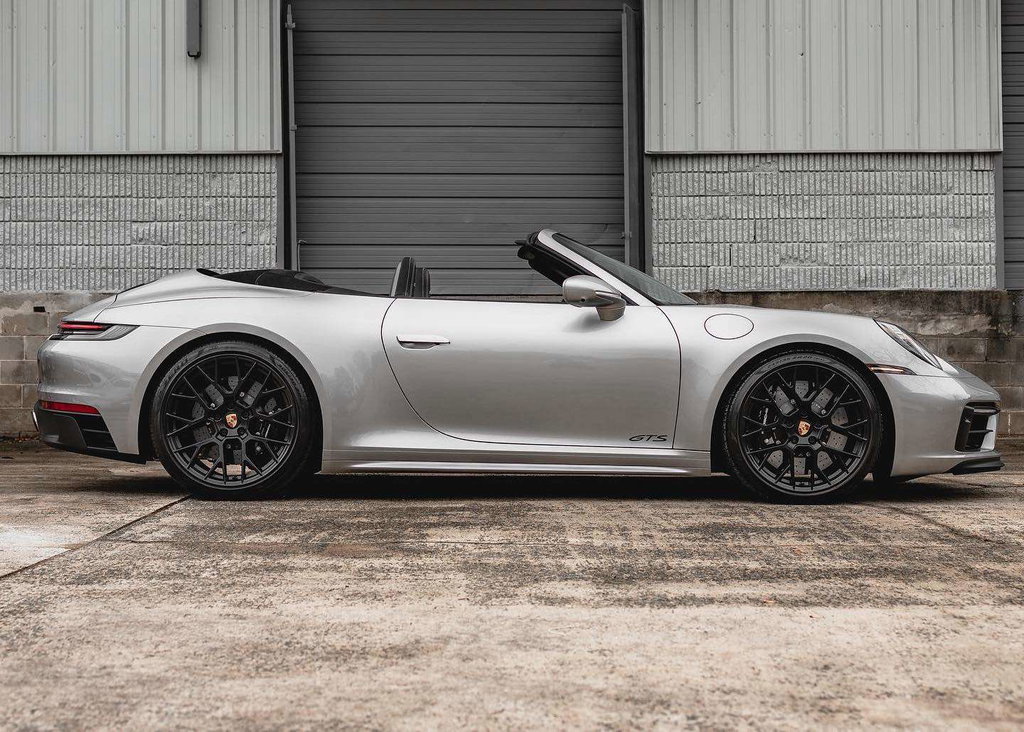 Porsche 992 Carrera GTS