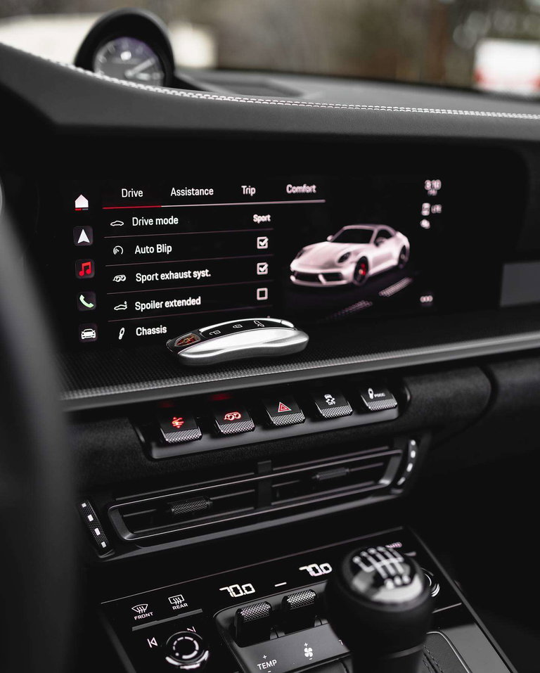 Porsche 992 Carrera GTS