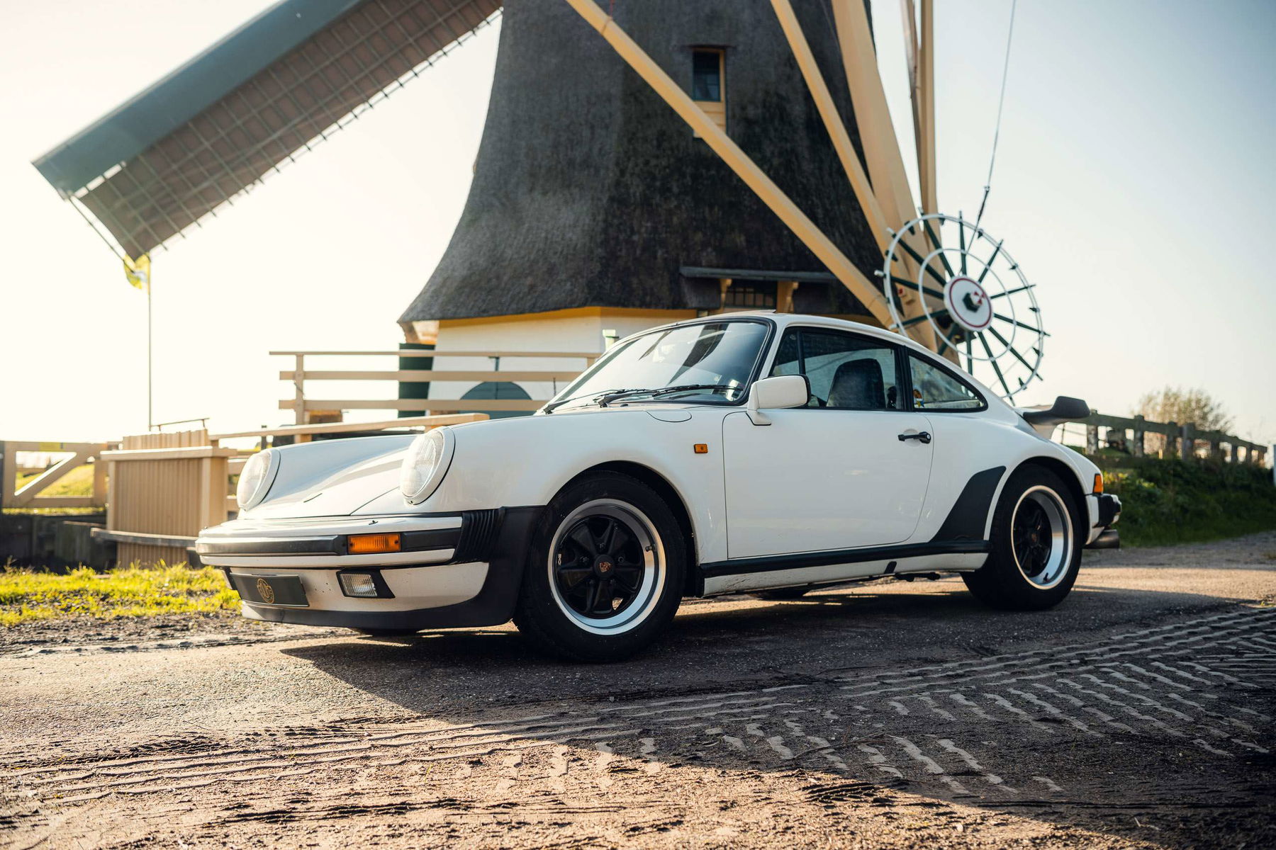 Porsche 911 Turbo 3.3