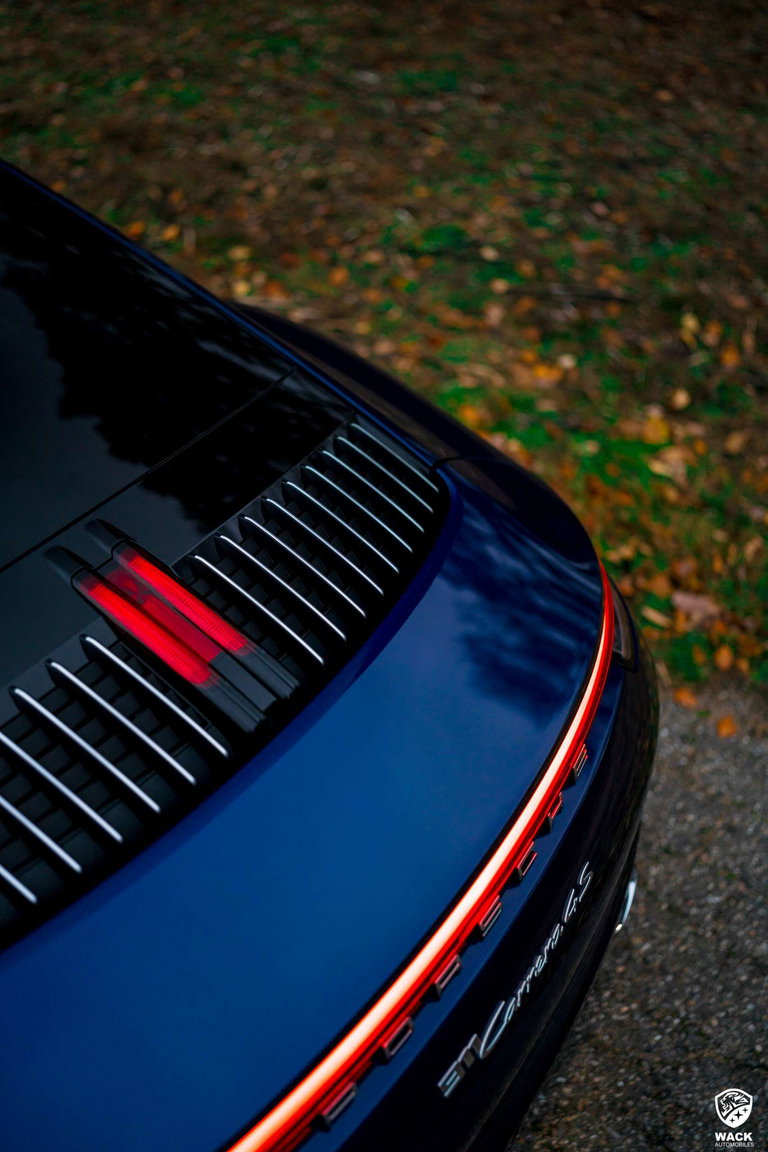 Porsche 992 Carrera 4S