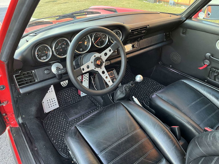 Porsche 911 Carrera 3.2