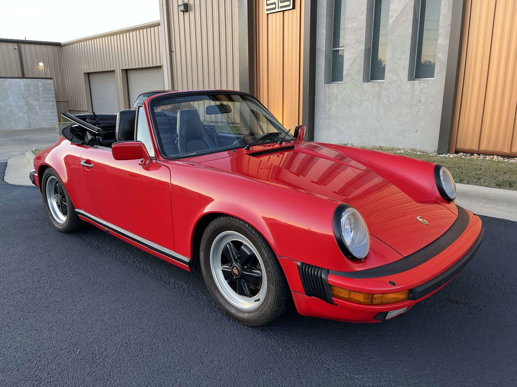 Porsche 911 Carrera 3.2