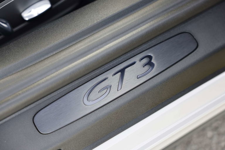 Porsche 991 GT3 Touring