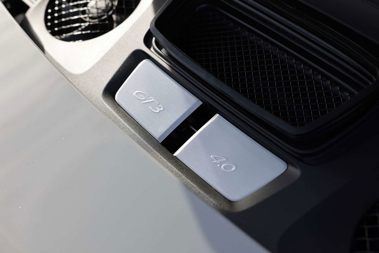 Porsche 991 GT3 Touring