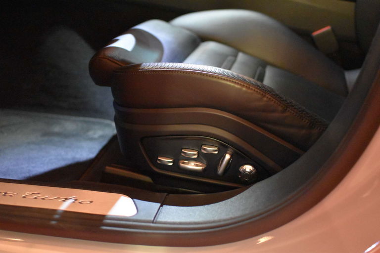 Porsche Panamera Turbo