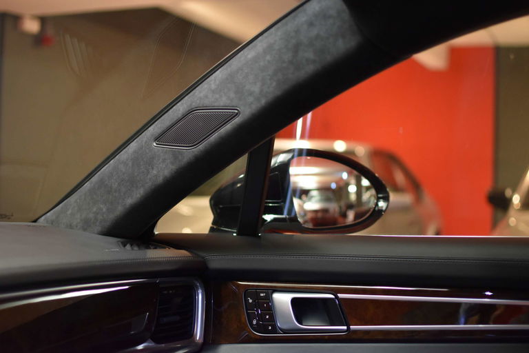 Porsche Panamera Turbo