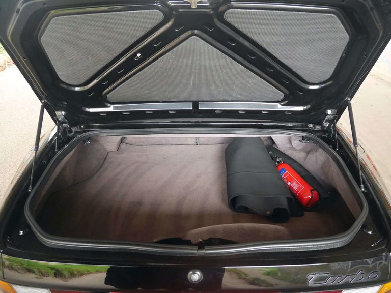 Porsche 944 Turbo Cabriolet