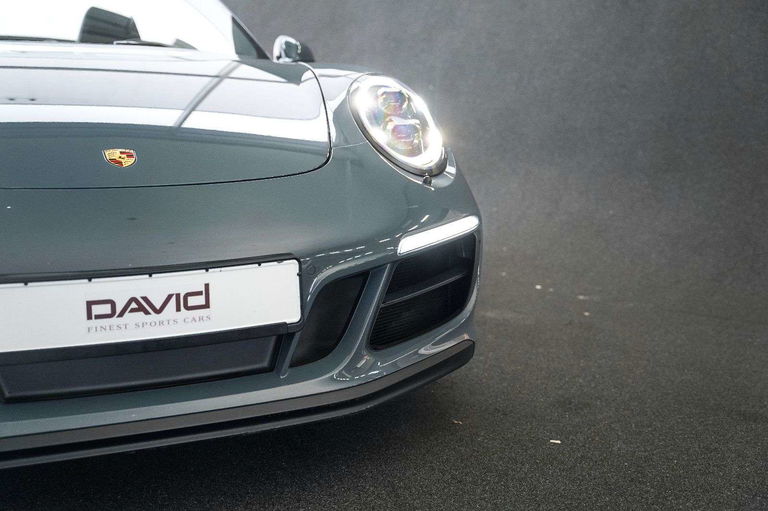 Porsche 991.2 Carrera 4 GTS