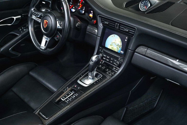 Porsche 991.2 Carrera 4 GTS