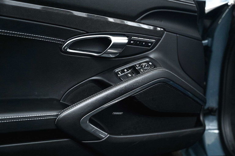 Porsche 991.2 Carrera 4 GTS