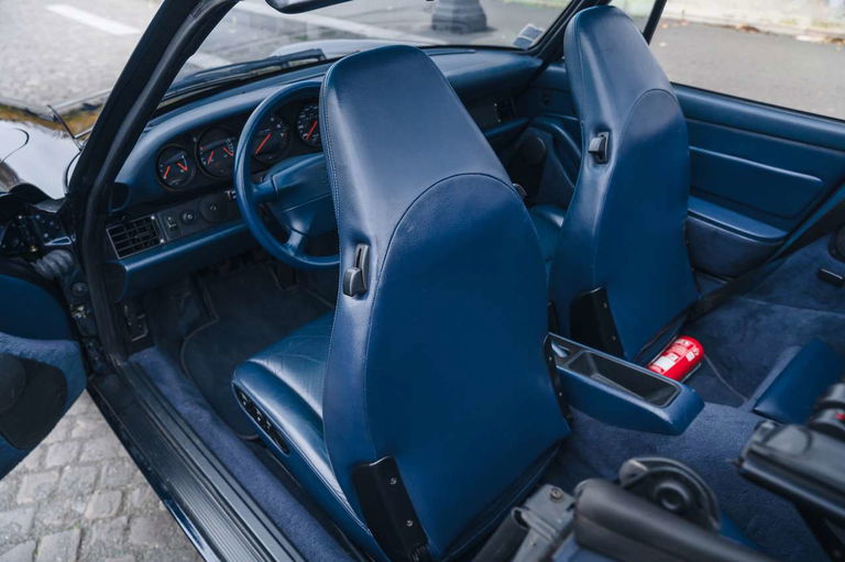 Porsche 993 Carrera 3.8