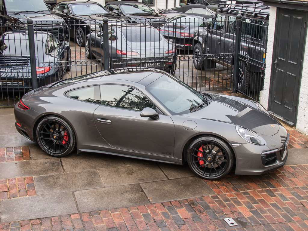 Porsche 991.2 Carrera 4 GTS