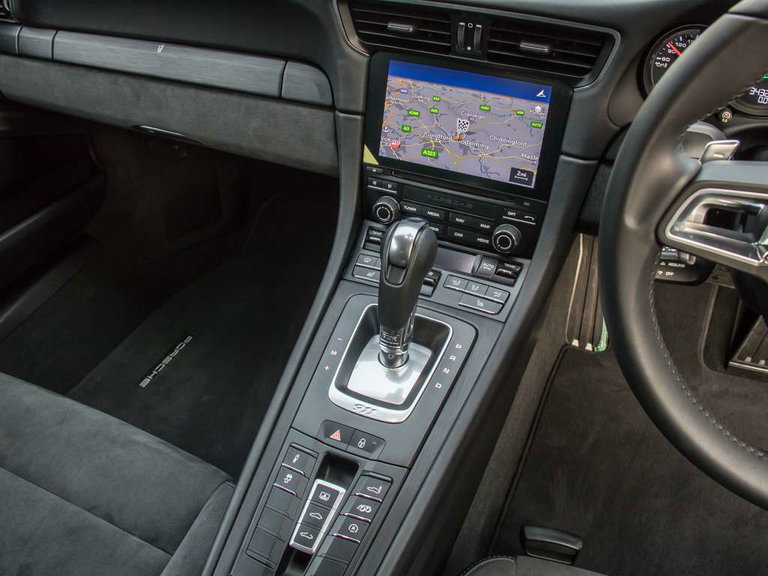 Porsche 991.2 Carrera 4 GTS