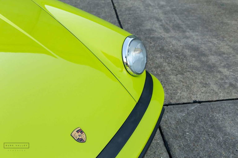 Porsche 911 Carrera (US)