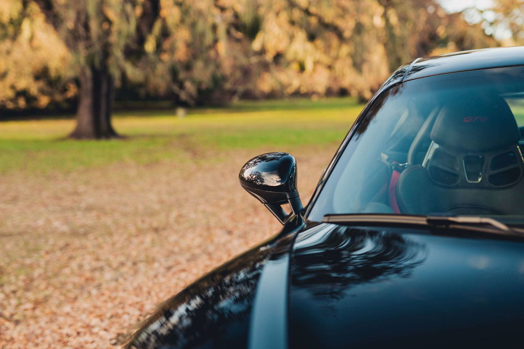 Porsche 718 Cayman GT4