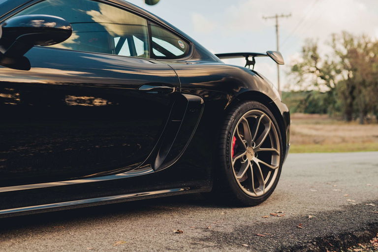 Porsche 718 Cayman GT4