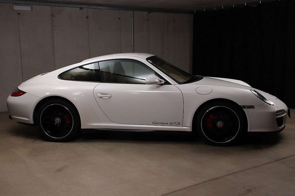 Porsche 997.2 Carrera GTS