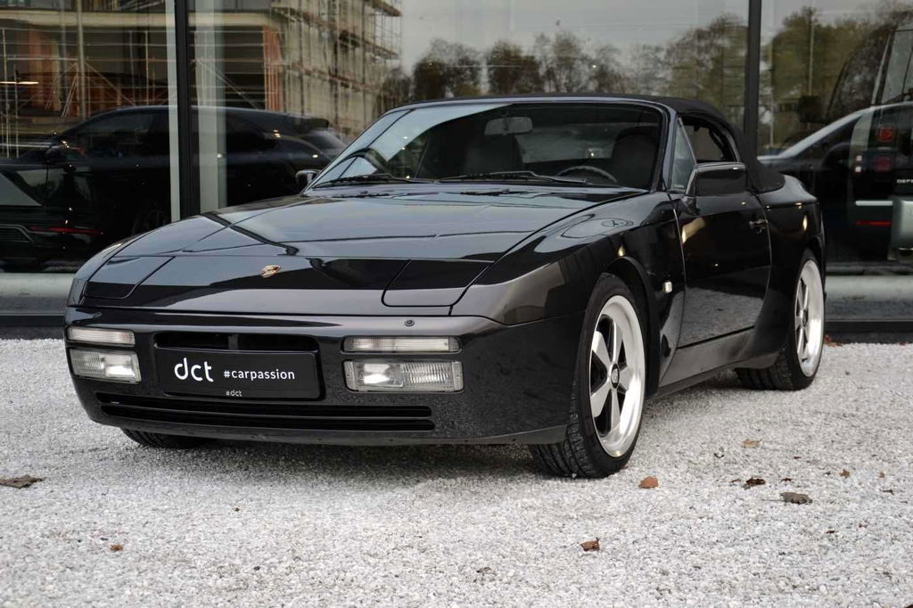 Porsche 944 Turbo Cabriolet