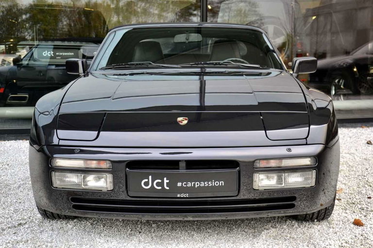 Porsche 944 Turbo Cabriolet
