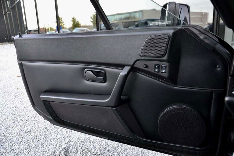 Porsche 944 Turbo Cabriolet