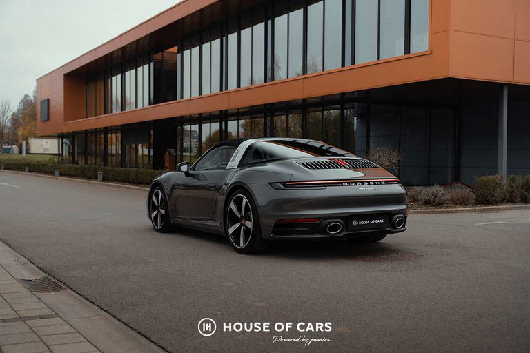 Porsche 992 Targa 4